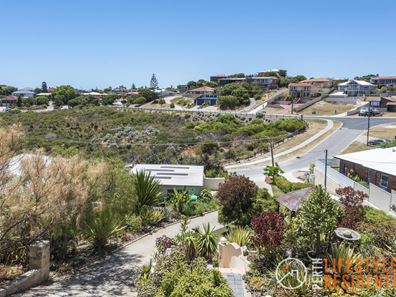 24 Starrs Road, Quinns Rocks WA 6030