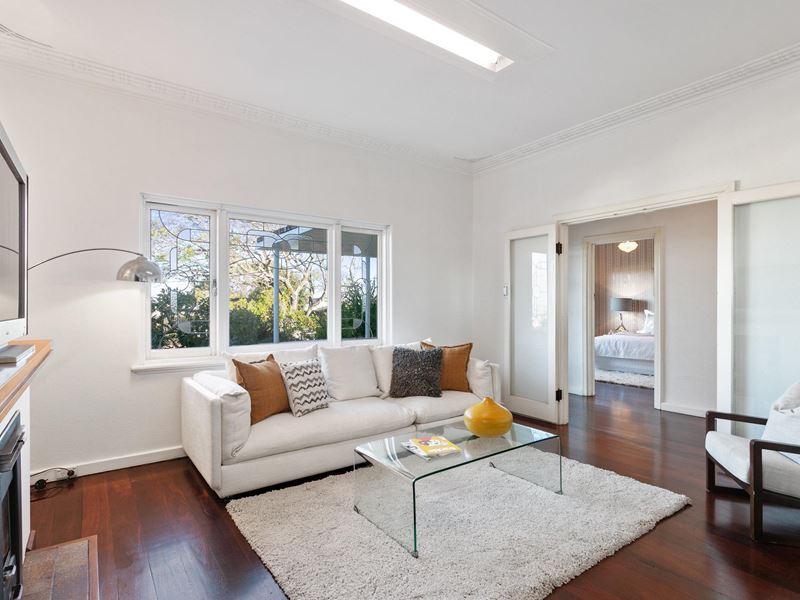 27 Sydenham Road, Doubleview WA 6018 | Sold: 23 Nov 2019