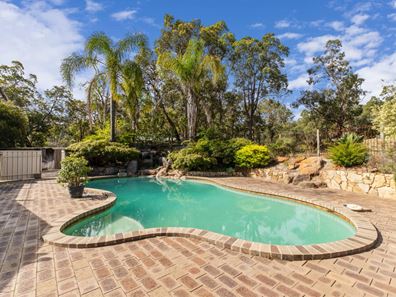 820 Brooking Road, Parkerville WA 6081