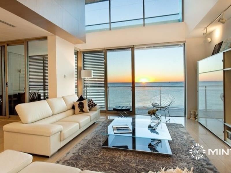 18/23 Ocean Drive, North Coogee