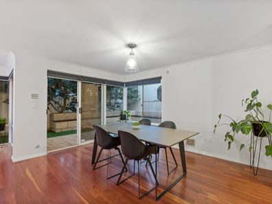 4/34 Second Avenue, Kensington WA 6151