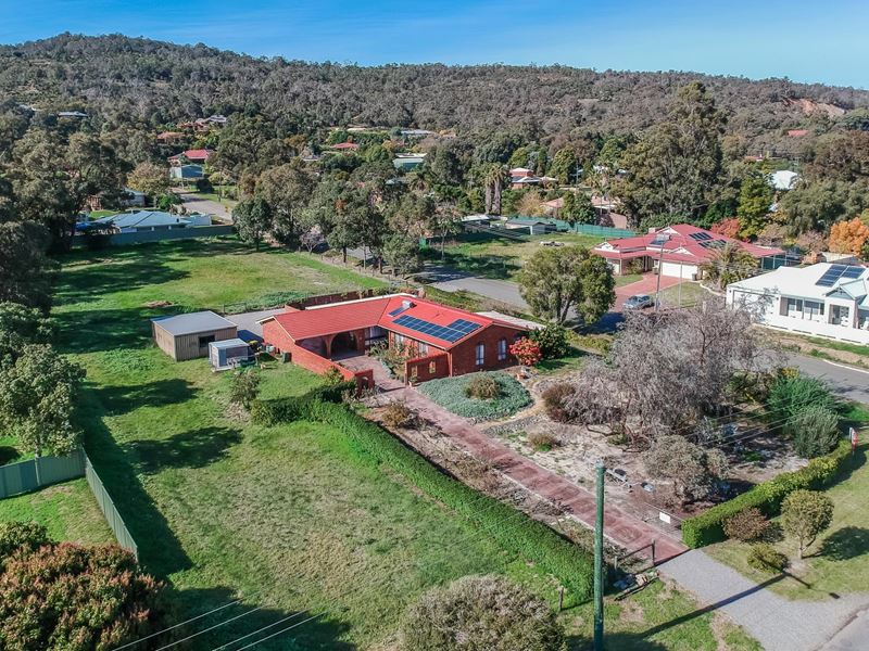 74 Walters Road, Byford WA 6122