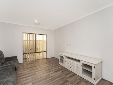 10 D'arcole Turn, Secret Harbour WA 6173