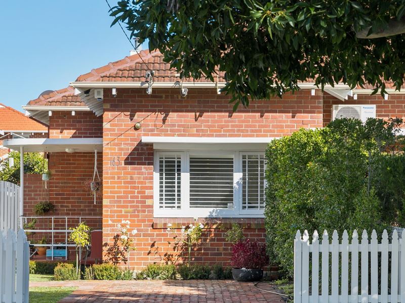 163 Tenth Avenue, Inglewood