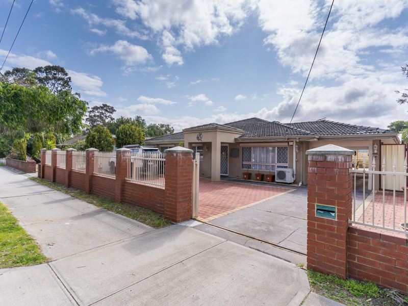 281 Morley Drive East, Lockridge