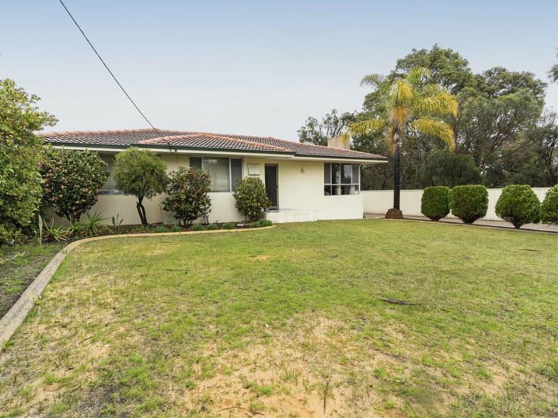 16 Pauline Avenue, Kalamunda