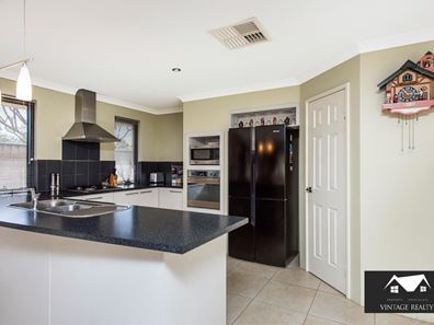 3 Rath Close, Byford WA 6122