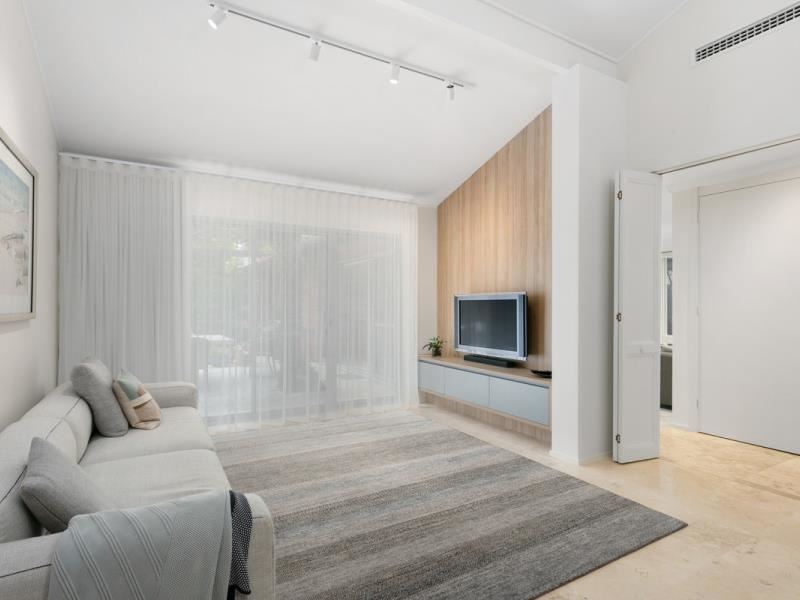 104 Rosalie Street, Shenton Park