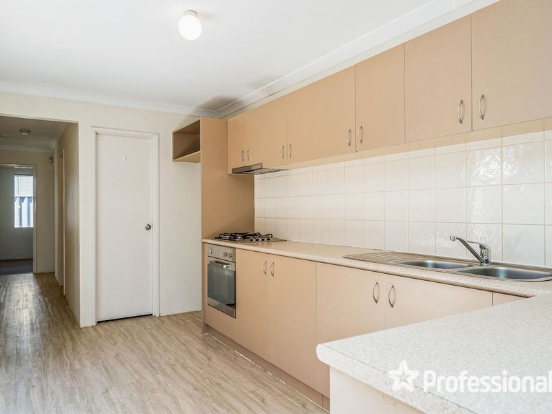 2D Chisholm Way, Balga
