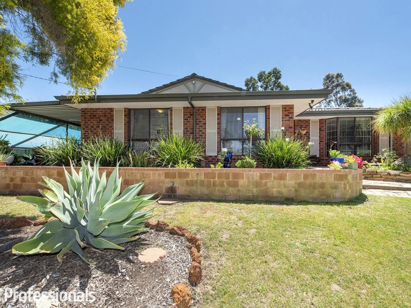 7 Bowyer Place, Byford