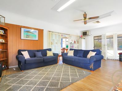 14 Eacott Street, Mandurah WA 6210