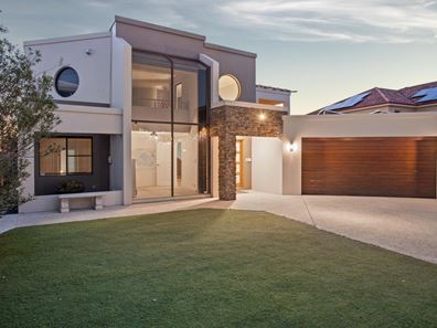 19 Ashmore Way, Sorrento WA 6020