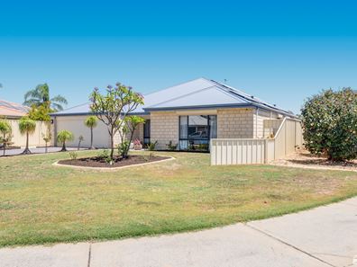 12 Kerrison Parade, Seville Grove WA 6112