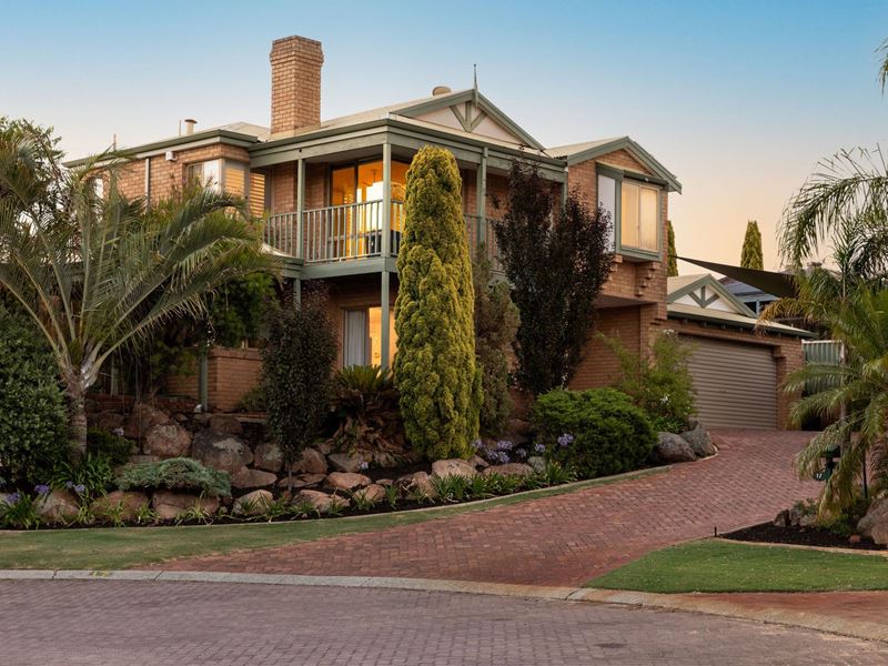 17 Levey Rise, Winthrop