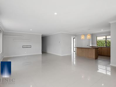 17 Barton Loop, Piara Waters WA 6112