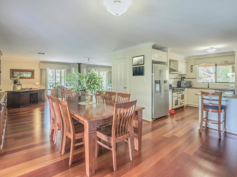 593 Brookton Highway, Roleystone