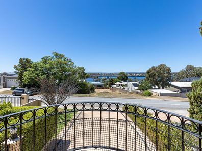 92a Bateman Road, Mount Pleasant WA 6153