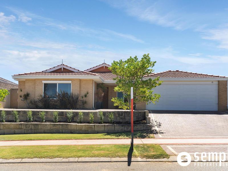 34 Carnegie Parade, Success WA 6164