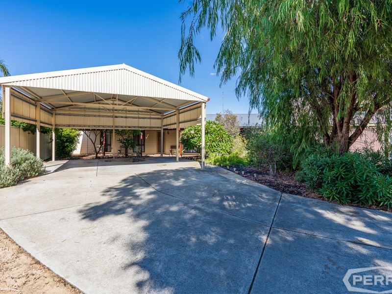 9 Windsor Way, Falcon