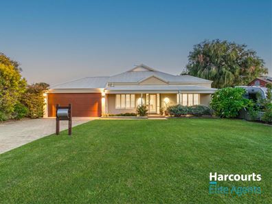 35 Studzor Street, Warnbro WA 6169