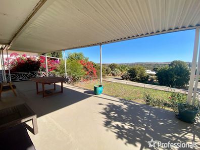 58 Goomalling Road, Northam WA 6401