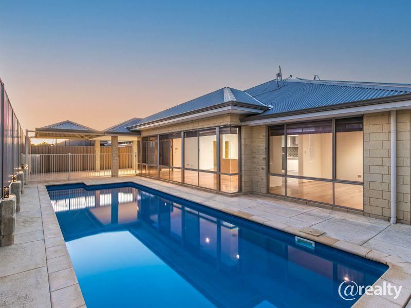 66 Three Bears Loop, Secret Harbour