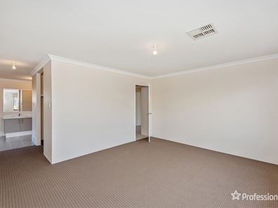 36 Pegus Meander, South Yunderup WA 6208