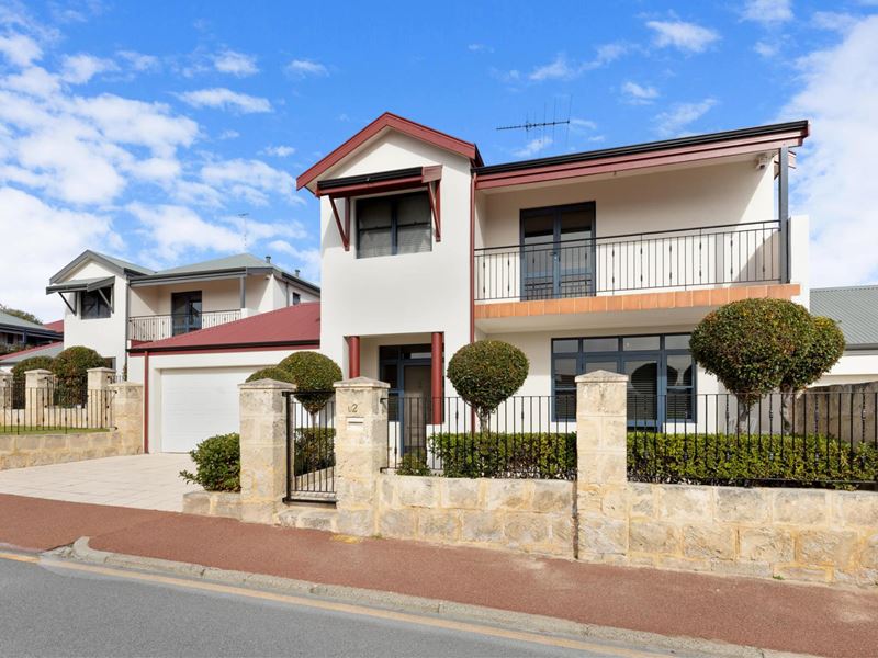 2/3 Coolgardie Avenue, East Fremantle