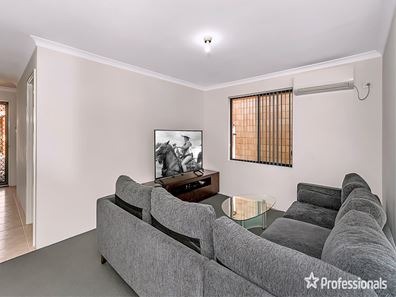 8/79-81 George Way, Cannington WA 6107