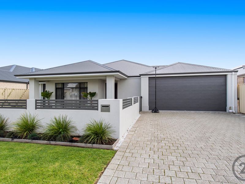 16 Orelia Street, Madora Bay