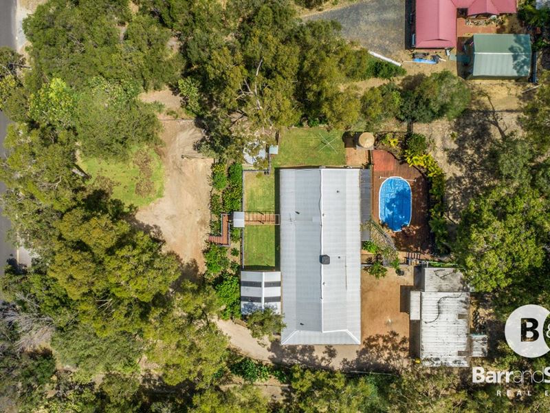 25 Leeward Road, Leschenault WA 6233