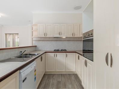 2/40 Canning Road, Kalamunda WA 6076