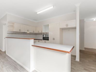 2/40 Canning Road, Kalamunda WA 6076