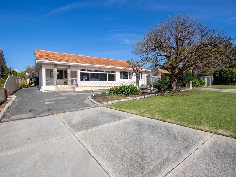 74 Moojebing Street, Bayswater