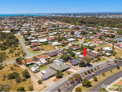 96 Peelwood Parade, Halls Head WA 6210