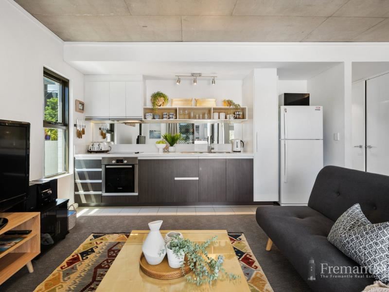 65/59 Breaksea Drive, North Coogee