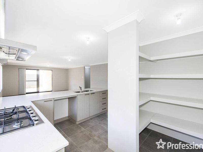 59 Blueberry Loop, Byford