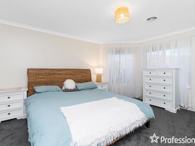 3 Belmont Close, Port Kennedy WA 6172