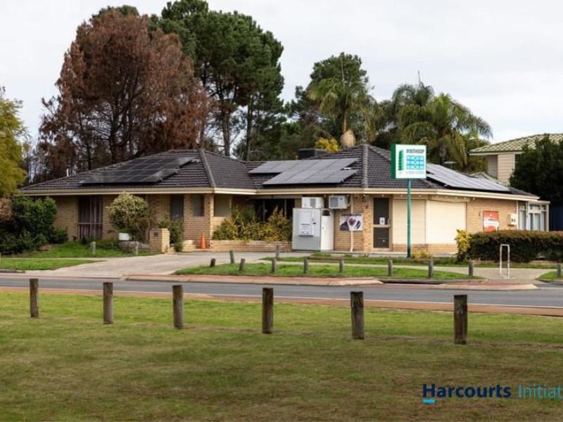 54 Winthrop Drive, Winthrop