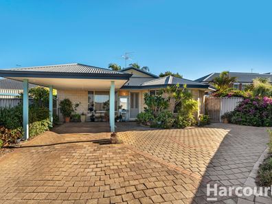 2/3 Selloa Court, Halls Head WA 6210