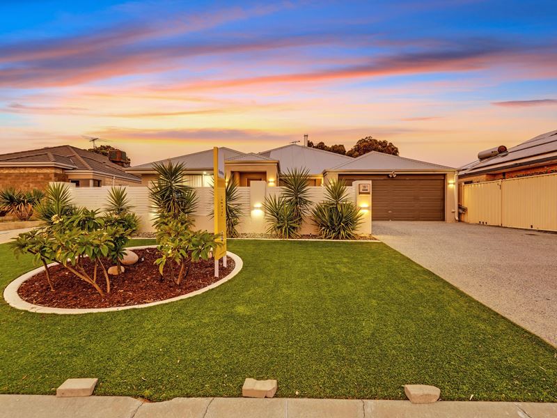 21 Royston Way, Lakelands