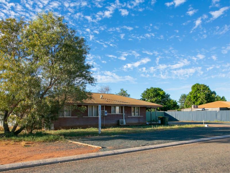 2 Beagle Place, South Hedland
