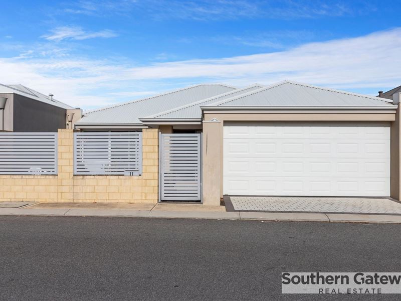 11 McDermott Road, Kwinana Town Centre WA 6167