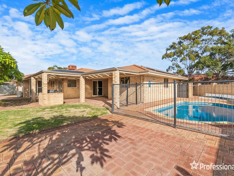 36 Ardrossan Loop, Kingsley