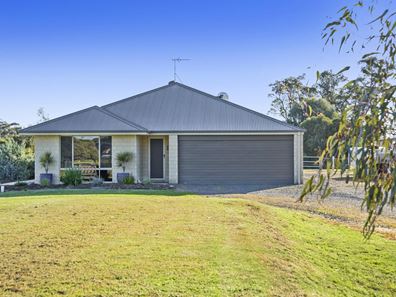 17 Zaruma Way, West Pinjarra WA 6208