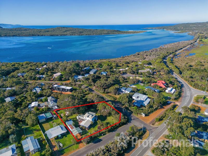 4 Grant  Road, Ocean Beach