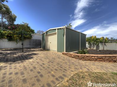 8 Brownfield Drive, Swan View WA 6056