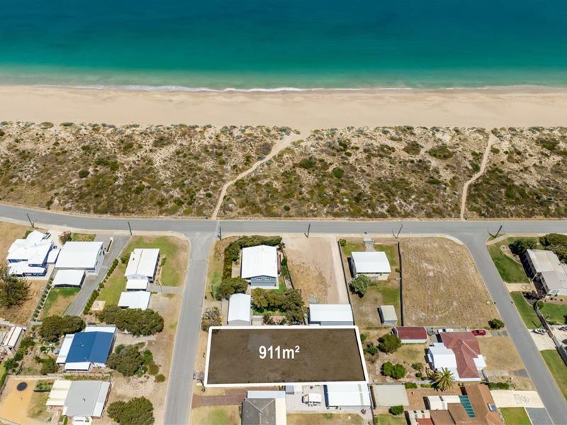2 Albion Road, Madora Bay