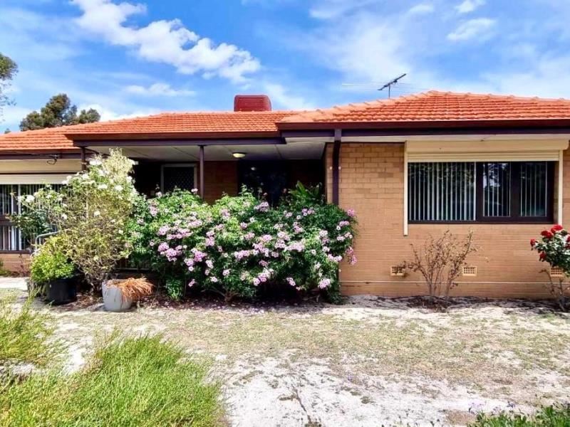 27 Grasmere Way, Kelmscott