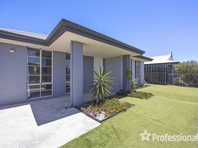 11 Grassdale Parkway, Ellenbrook WA 6069